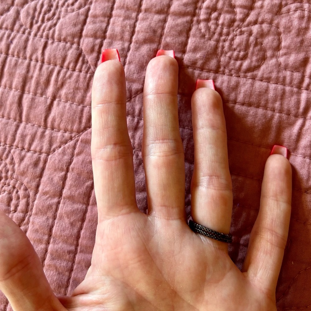 Black Stacked Beaded Women's Ring - Picture 5 of 12